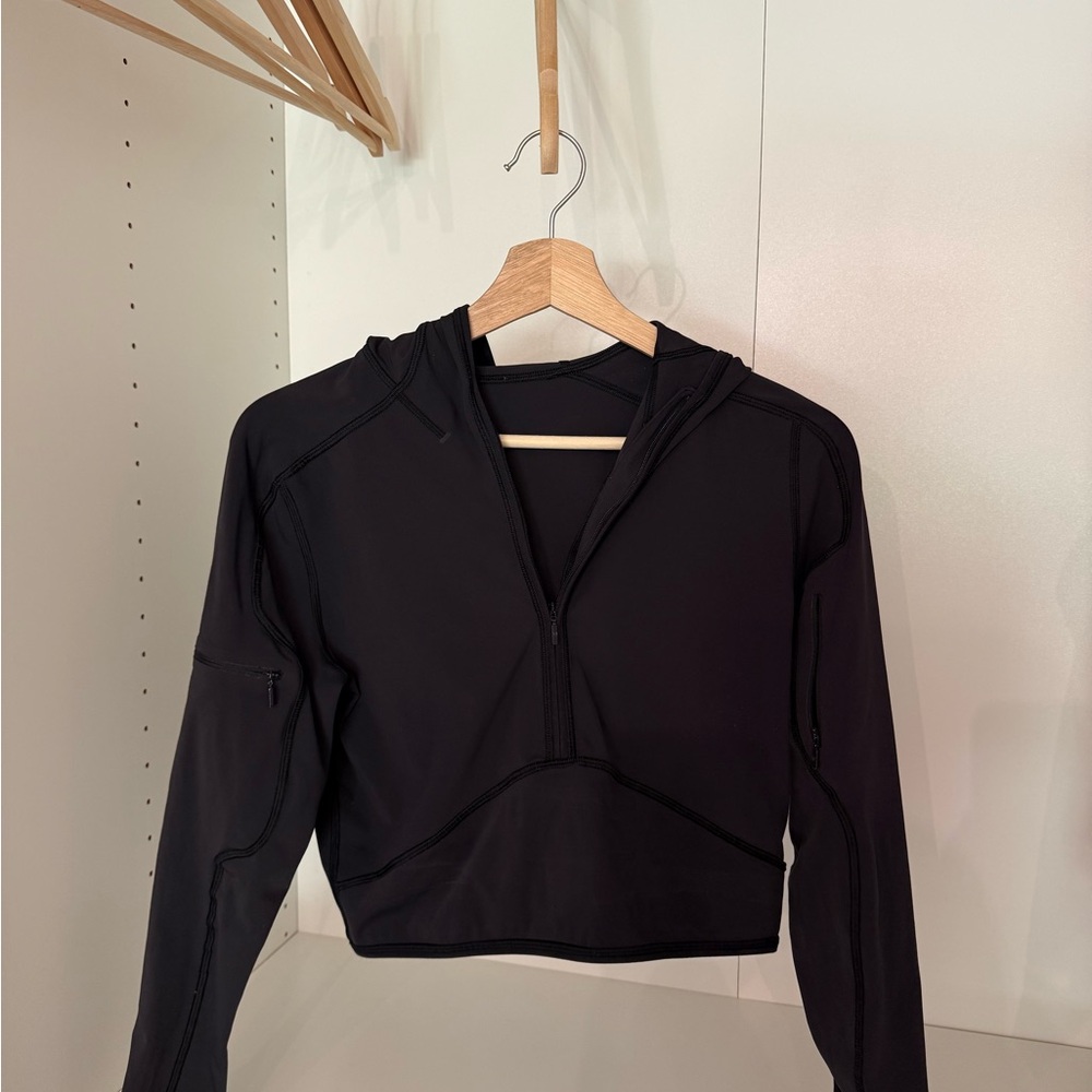 Lululemon Black Women's Hoodie Top - 6